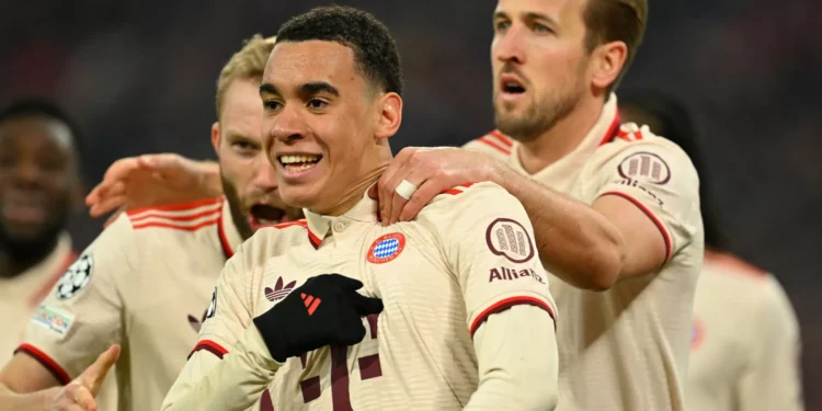 Bayern Munique ‘despacha’ Bayer Leverkusen e tem um pé nos ‘quartos’