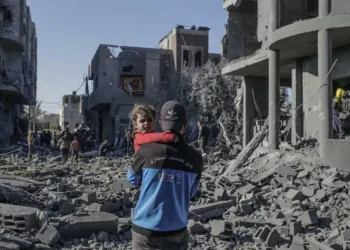 Israel suspende entrega de ajuda humanitária em Gaza
