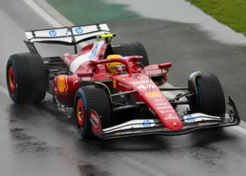 O que vê um piloto de Fórmula 1 numa corrida à chuva?