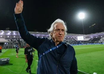 “Já vem tarde. Jorge Jesus é o selecionador certo para o Brasil”