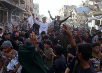Manifestantes vão às ruas na Cidade de Gaza aos gritos de ‘fora, Hamas’ para protestar contra o movimento palestino