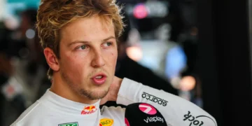 Liam Lawson quebra o silêncio após ser afastado da Red Bull
