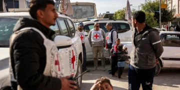 Israel admite ter disparado contra ambulâncias em Gaza