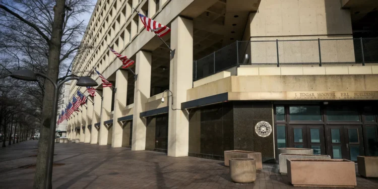 Governo Trump listou centenas de edifícios federais para venda ou fecho