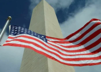 Empresas cotadas nos EUA já não terão de estimar o seu impacto climático