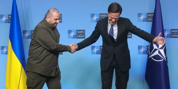 Rutte pediu a Zelensky para encontrar uma forma de reparar a relação com Trump