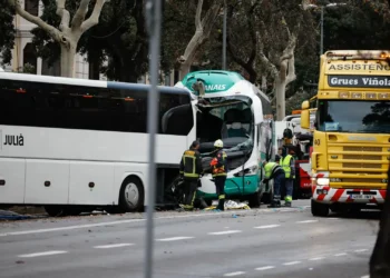 Mais de 50 feridos em acidente com autocarros de turismo em Barcelona