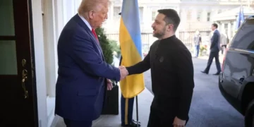 Trump diz a Zelenksy que é a favor da ‘Ucrânia e da Rússia’