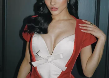 Rachel Zegler teve Instagram controlado após publicações contra Trump