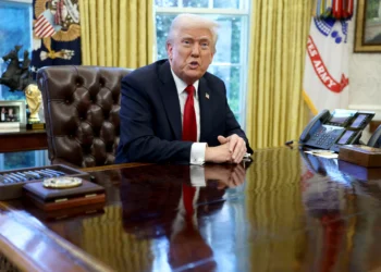 Trump responsabiliza conselheiro de segurança por planos de guerra em chat