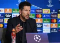 Simeone ataca decisão polémica que decidiu dérbi: “A bola nem mexe…”