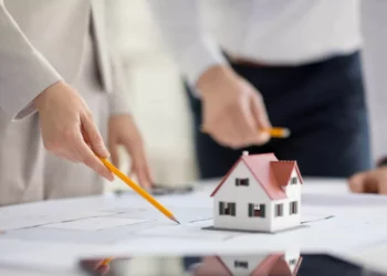 Preços das casas registam “maior subida mensal em mais de um ano”