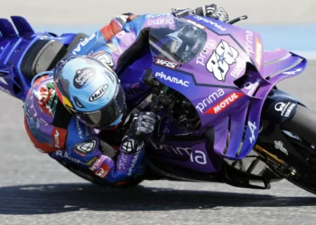 Miguel Oliveira regressa a Portugal e falha GP da Argentina