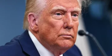 Trump recua e suspende maioria das tarifas ao México até 2 de abril