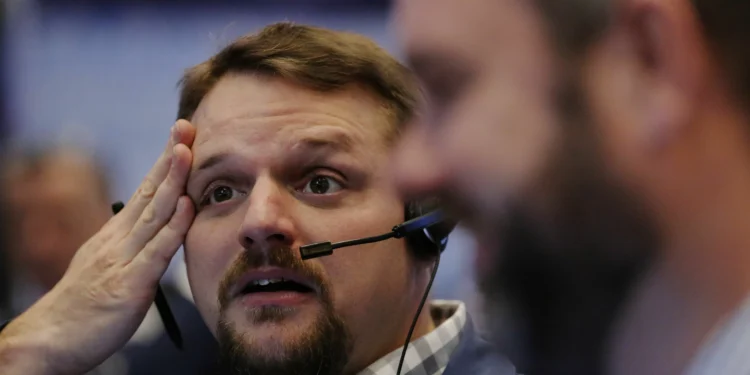 Tarifas de Trump levam empresas a perderem US$ 4,3 tri em valor de mercado