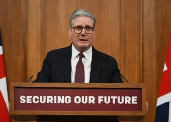 Premiê britânico defende acordo de paz para a Ucrânia