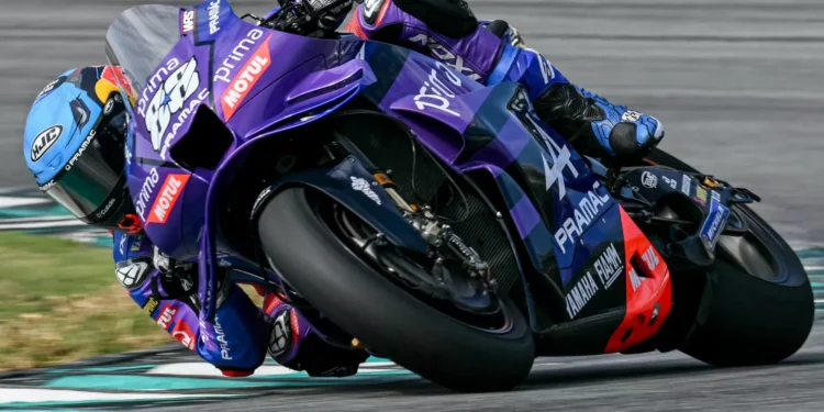 Vídeo: Miguel Oliveira mostra os comandos da sua moto