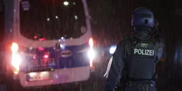 Médico acusado de matar 15 pacientes com drogas letais