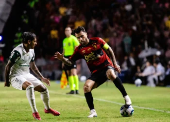 Ídolo do Palmeiras detona pênalti polêmico contra o Sport: “Prefiro perder”