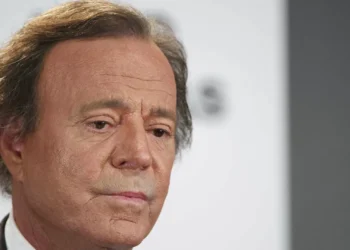 Julio Iglesias faz esclarecimento sobre o seu (real) estado de saúde