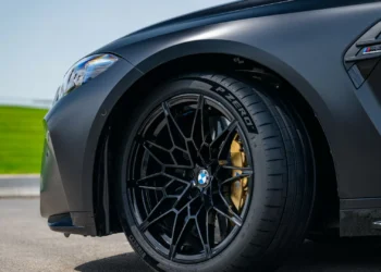 Pirelli lança o novo pneu P Zero