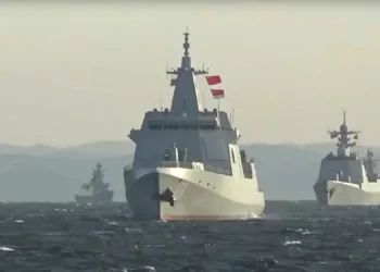 Militares chineses iniciam exercícios de tiro real perto de Taiwan