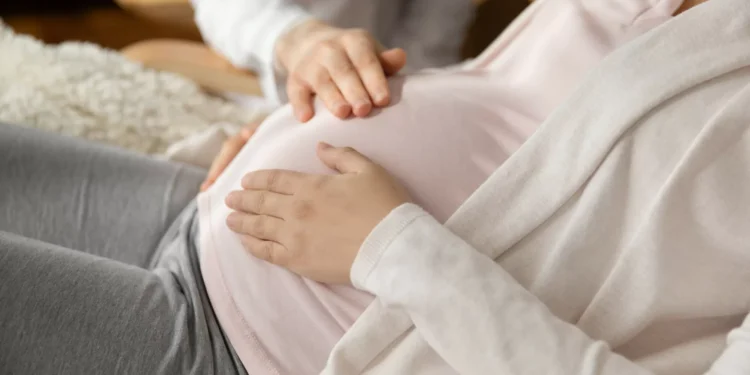 Cortes na ajuda ameaçam progresso para acabar com mortalidade materna