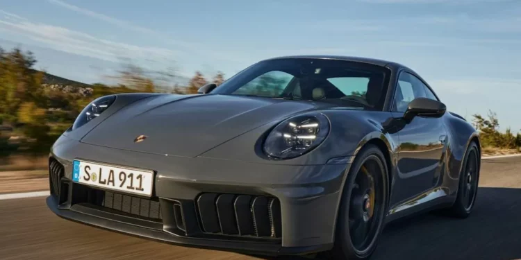 Porsche, BMW e Jaguar em nome do “Careca do INSS” chamaram atenção da PF