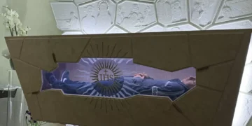 Vaticano adia a canonização do primeiro santo ‘millennial’ após a morte do papa