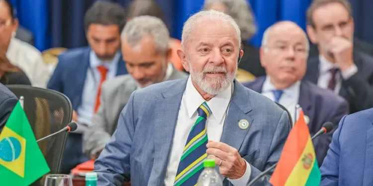 Lula se reúne com outros presidentes da América Latina em Honduras em meio à guerra comercial de Trump