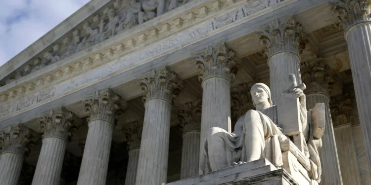 Acusados primeiros migrantes por entrar em zona militar restrita na fronteira