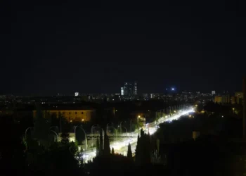 Governo espanhol declara estado de emergência após apagão geral