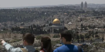 Governo israelita ordena fecho de escolas das Nações Unidas em Jerusalém-Leste
