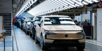 Procura pelo Volvo EX30 leva a início de produção na Bélgica