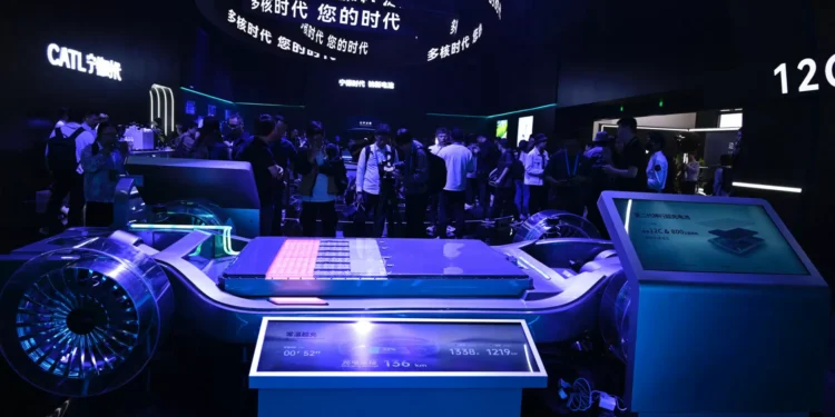 Nova bateria da CATL oferece 1.500 km de autonomia