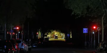 Apagão na Península Ibérica: energia volta progressivamente a Espanha e Portugal