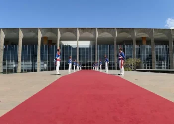 O Grande Debate: Alguém terá que ceder em embate entre EUA e China?