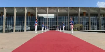 O Grande Debate: Alguém terá que ceder em embate entre EUA e China?