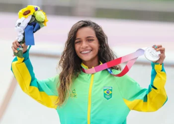 Alison dos Santos vence etapa de Kingston do Grand Slam Track