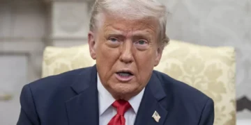 Trump corta verbas de Harvard: medida boa, exigências ruins