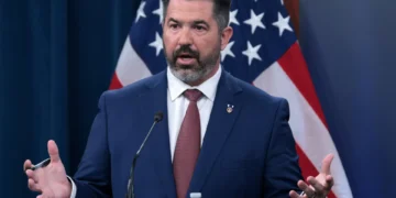 EUA anunciam retirada de cerca de mil soldados da Síria