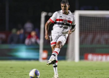 Luiz Gustavo internado após tromboembolismo pulmonar