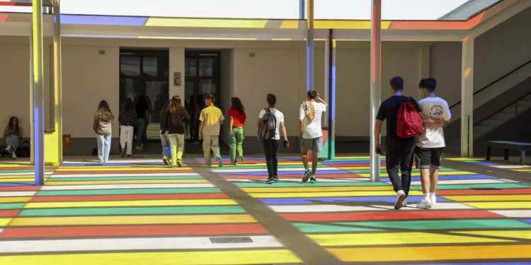 Melhor escola pública só aparece em 33.º lugar do ranking (Norte lidera)