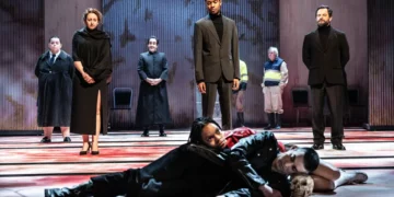 Teatro São João mostra o que se passa no reino da Dinamarca