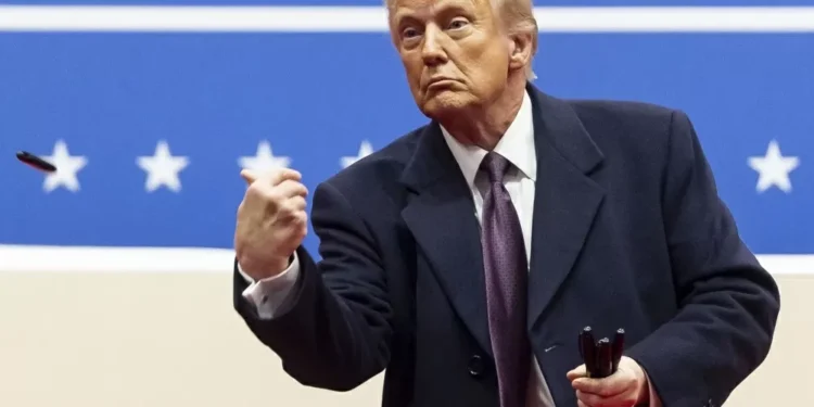 Trump apoia horário de verão permanente e critica mudanças de relógio