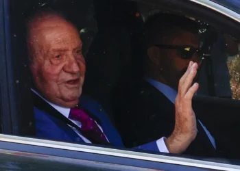 Juan Carlos I apresenta queixa inédita por injúrias contra histórico político espanhol