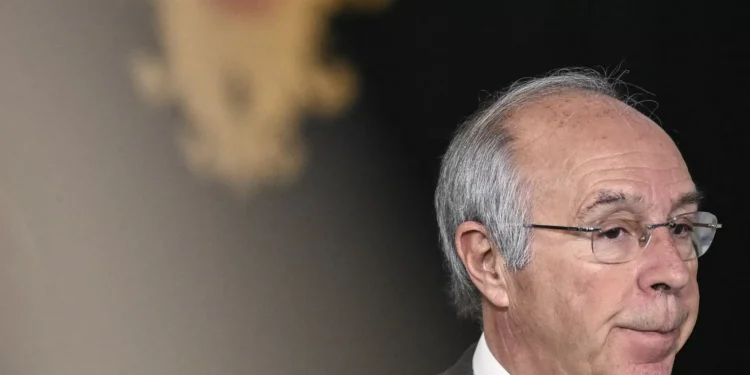 “Papel do próximo Presidente vai ser decisivo. Temos de mudar de vida”