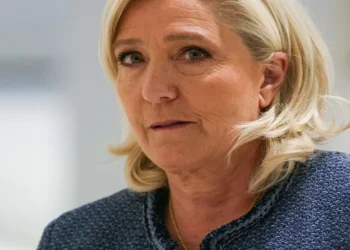 Extrema direita francesa convoca manifestação em apoio à Marine Le Pen