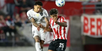 John avalia falha na derrota do Botafogo para o Estudiantes: “Fui infeliz”