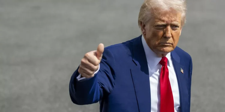 Administração Trump forçada a trazer de volta imigrante legal deportado para El Salvador